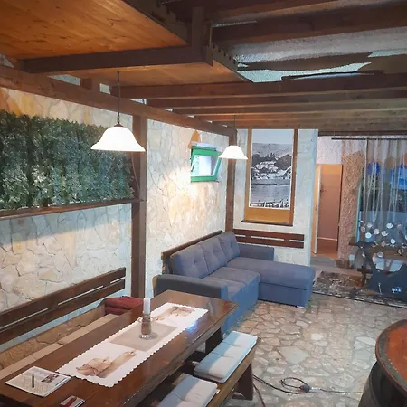 Kod Dida-bicikle I Kanu Skradin