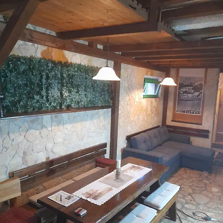 Kod Dida-bicikle I Kanu Apartmán *