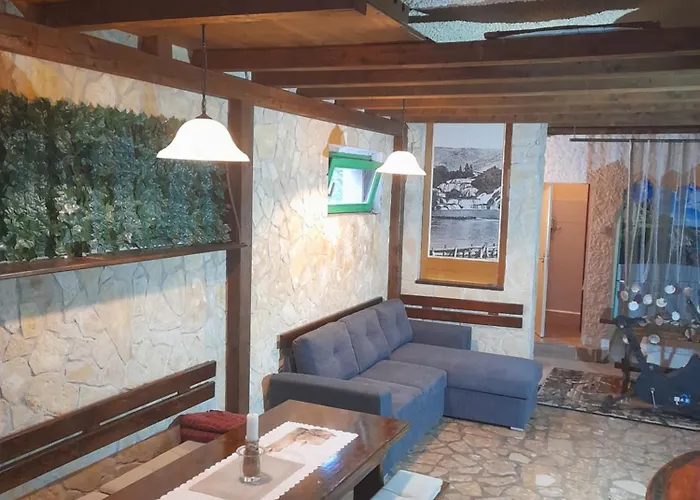 Kod Dida-bicikle I Kanu Skradin